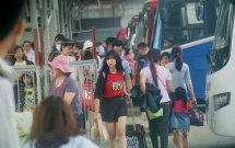 ket thuc 4 ngay nghi le nguoi dan linh kinh do dac quay lai ha noi va sai gon