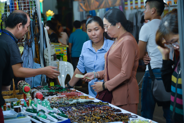 khai mac tuan le van hoa phat giao chao mung dai le phat dan