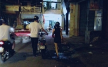 co gai chia tay nguoi yeu vi anh chang khong biet di xe may