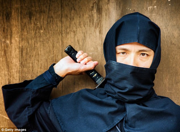 nhat ban thieu ninja cho mua du lich cao diem