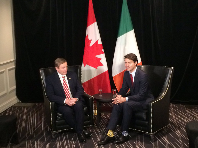 thu tuong dien trai cua canada di tat hoat hinh 2 mau trong cuoc gap thu tuong ireland