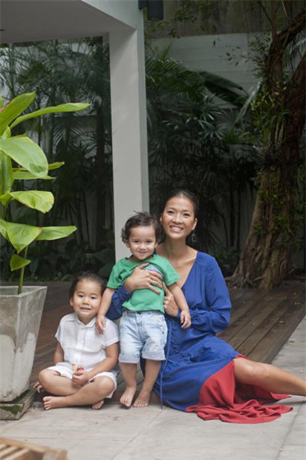 co gai lang choi bat can doi trong phim gai nhay gio ra sao