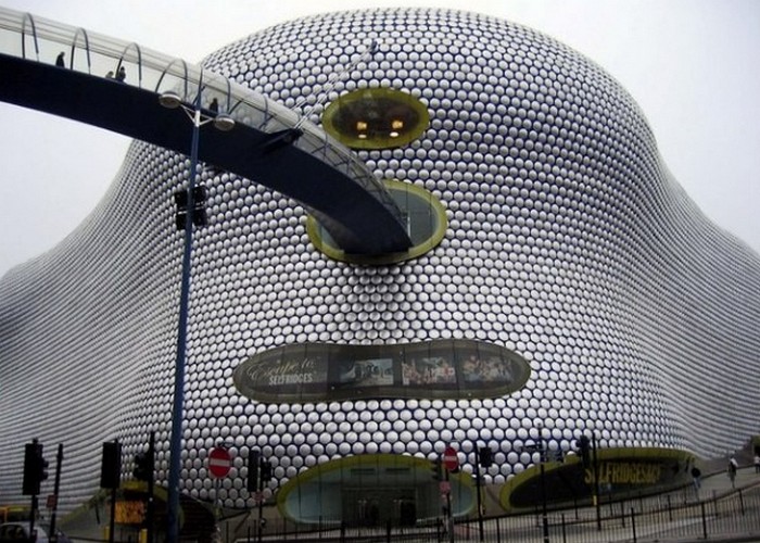 nhung toa nha co kien truc xau xi nhat tren the gioi