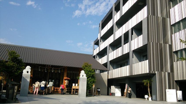 chuyen la o nhat ban khi cac ngoi den cung kinh doanh bat dong san