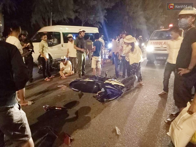 da nang hai xe may va cham kinh hoang trong dem 3 nguoi bi thuong nang