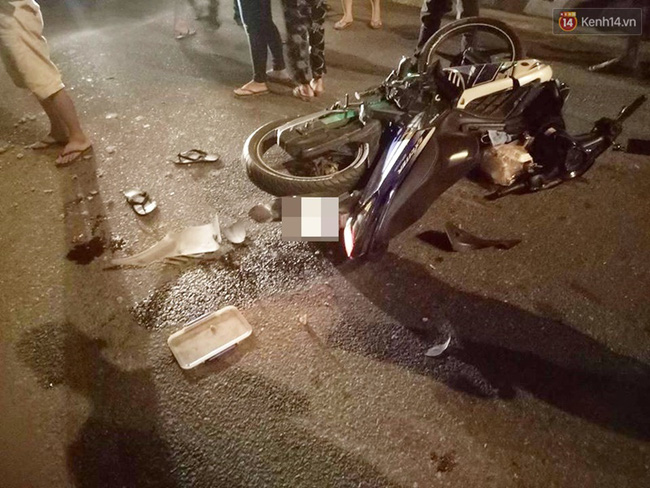 da nang hai xe may va cham kinh hoang trong dem 3 nguoi bi thuong nang