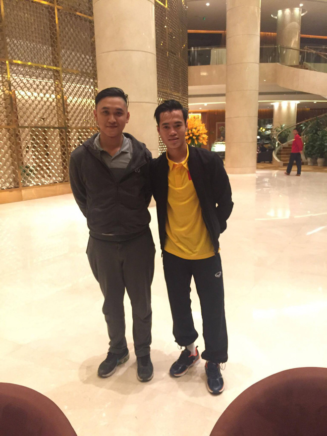 trang phuc khac la cua co dau chu re va bo anh cuoi 20 phut