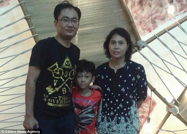 cau be lap ky luc voi man trinh dien xoac chan truot patin