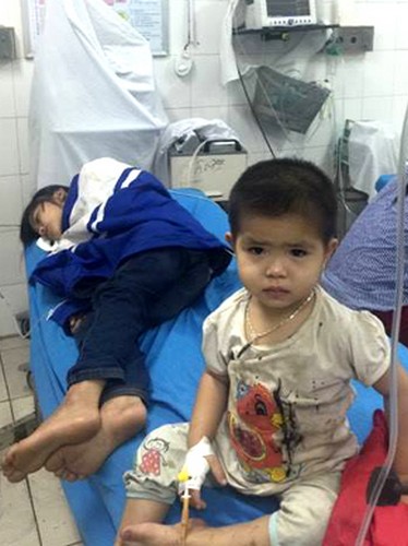 tuyen quang 5 tre ngo doc do an qua thau dau