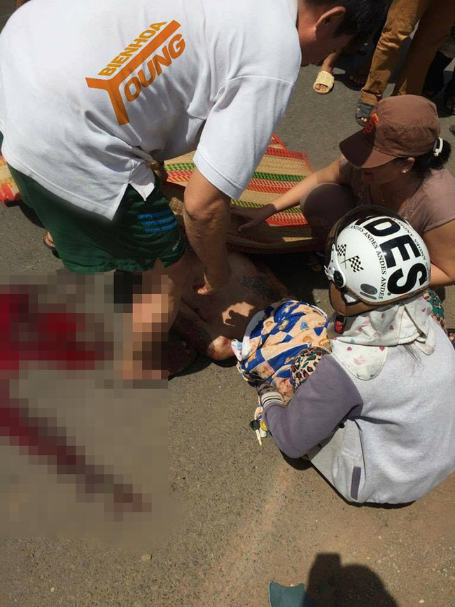 dong nai xe khach lan tuyen dam thang vao 2 xe may dung cho qua duong 1 nguoi tu vong tai cho