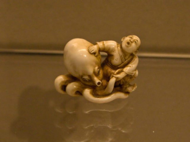 nghe co ve hoang duong nhung con nguoi tung to chuc nhieu giai thi dau vat nhau voi bach tuoc