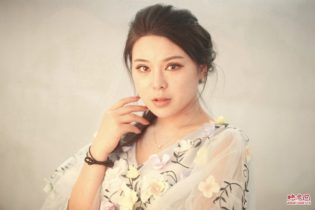 muon so huu guong mat giong pham bang bang de kiem tien co gai lieu mang dap di xay lai toi 5 lan