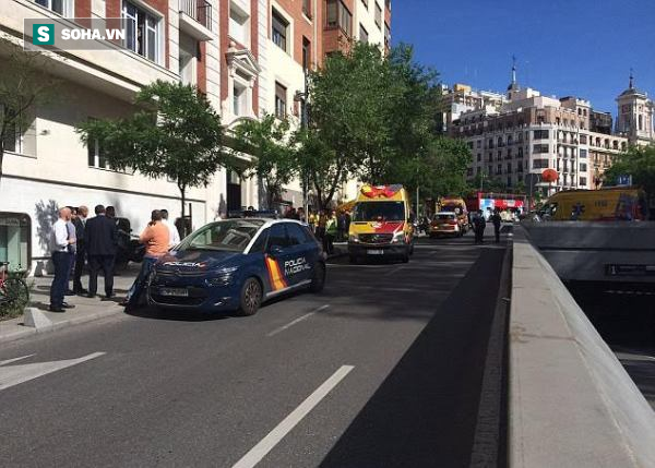 cap doi 17 tuoi gap nan vi thang may bang kinh bat ngo vo tan