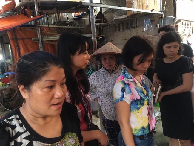 khong co chuyen chinh quyen ngan can nguoi phu nu bi hat dau luyn ban thit lon