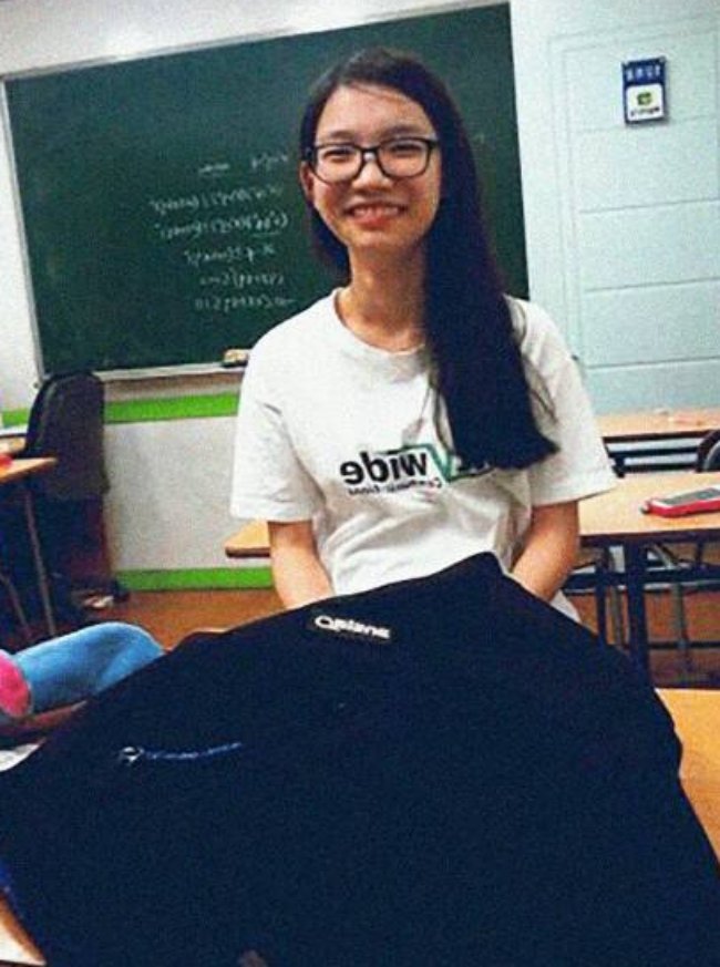 tim thay thi the nu sinh 17 tuoi trong bi kich chim pha sewol so nguoi mat tich giam xuong 8