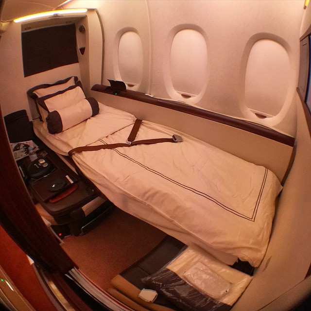 chum anh tan huong dich vu nhu khach san nam sao tren chuyen bay cua hang hang khong singapore airlines