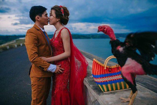 anh cuoi cua chu re me ga choi chup kieu gi cung duoc mien la phai co ga