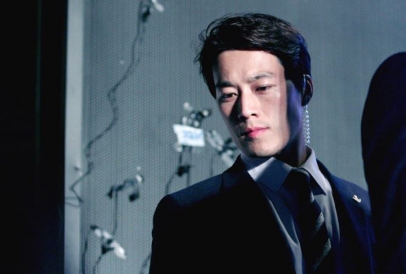 hoa ra chang ve si dien trai cua tong thong han chinh la hau due mat troi phien ban doi thuc