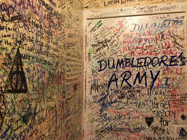 khong mu trum dua phep quan ca phe nho van thu hut hang nghin fan harry potter chi vi 1 ly do