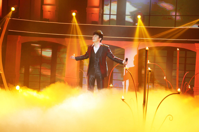 nathan lee mua them o to thu 3 de chay show