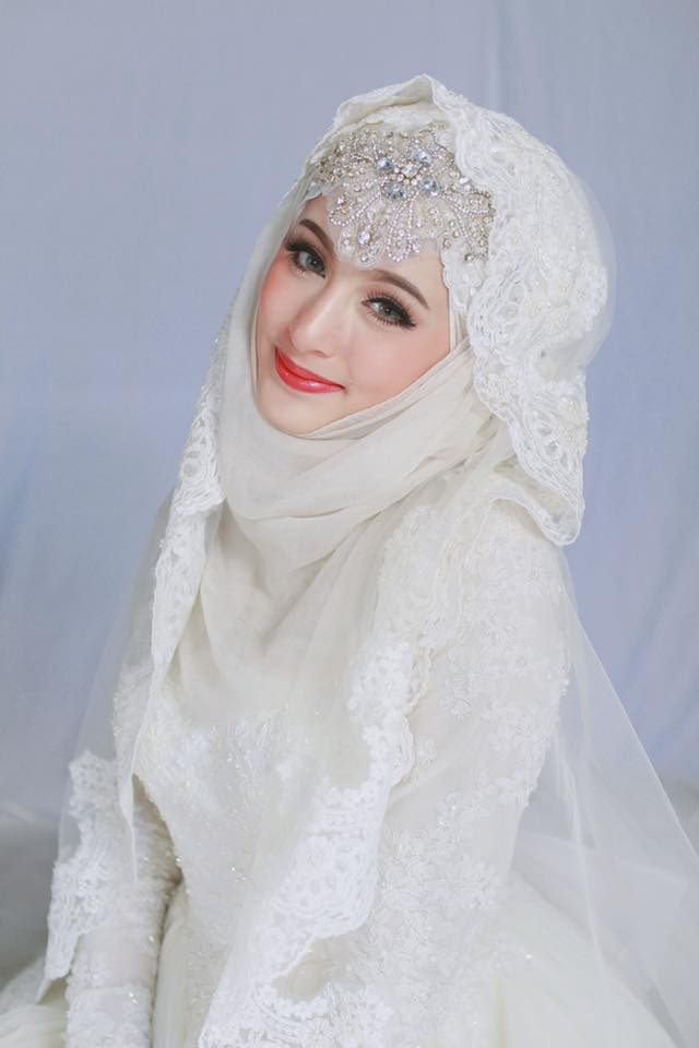 thien than lai xinh dep khien dan tinh nao loan khi bien hinh hoan hao chi sau mot lan trang diem