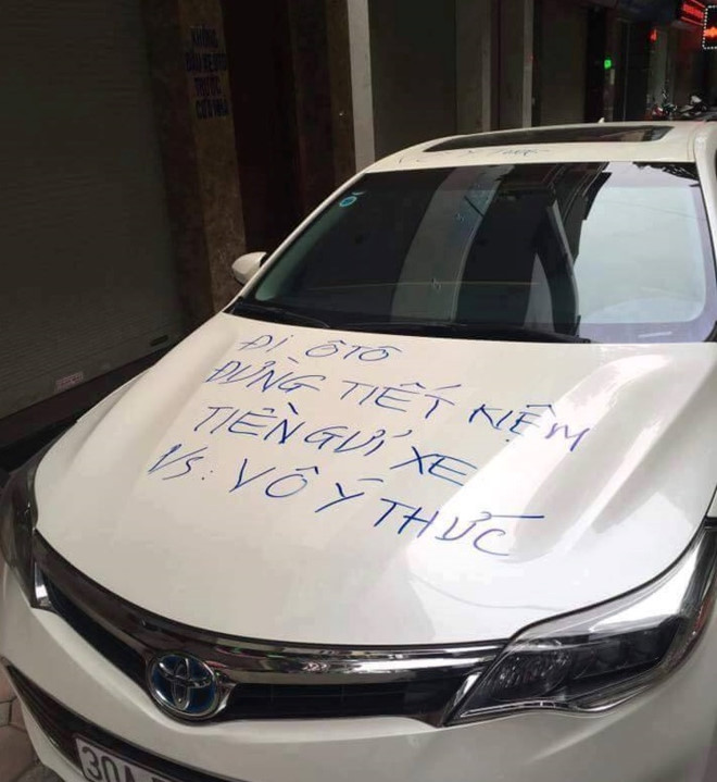 do o to chan loi cua hang bi nhac nho nguoi phu nu con chi mat quat lai duong cua nha may a