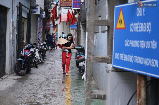 con ngo nho de thuong voi lan duong uu tien cho tre em dau tien o ha noi