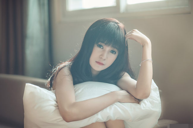 chan dung co nang xinh vuot troi giua ngoi truong toan trai xinh gai dep