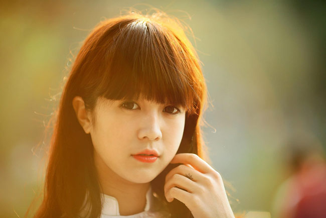 chan dung co nang xinh vuot troi giua ngoi truong toan trai xinh gai dep