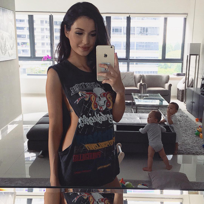 ba me bim sua singapore gay bao facebook viet vi ve dep qua goi cam ve dang chi 3 tuan sau khi sinh doi