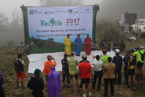 credhelvetas vietnam to chuc tour du lich thuong mai dau tien ho tro cong dong dia phuong