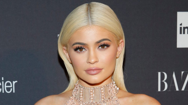 showbiz the gioi kinh hoang vi vu no bom o concert ariana grande khien 19 nguoi chet