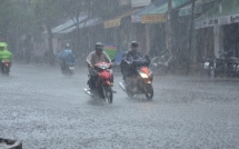 tiep tuc don khong khi lanh giua mua he bac bo mua to