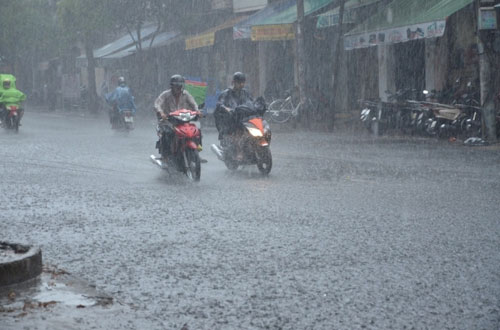 tiep tuc don khong khi lanh giua mua he bac bo mua to
