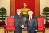 viet nam cu ba quan he anh em mau muc huu nghi truyen thong