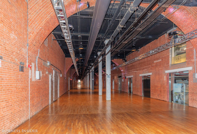 ban co biet nhan vien uber tai manhattan co the dem cho cung toi van phong