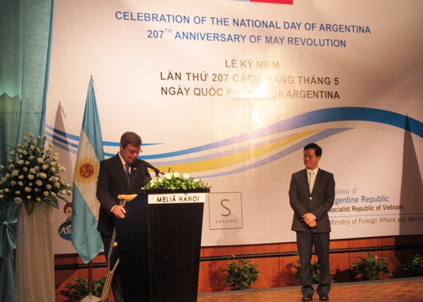 ky niem lan thu 207 ngay cach mang thang 5 moc son danh dau hanh trinh tien toi doc lap cua argentina
