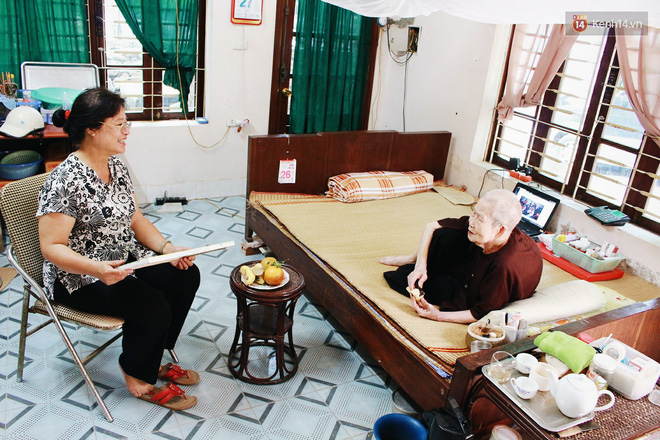 gap cu ba 97 tuoi duoc phong sanh soi internet nhat viet nam toi bi ung thu 3 nam nay nhung con suc thi con hoc