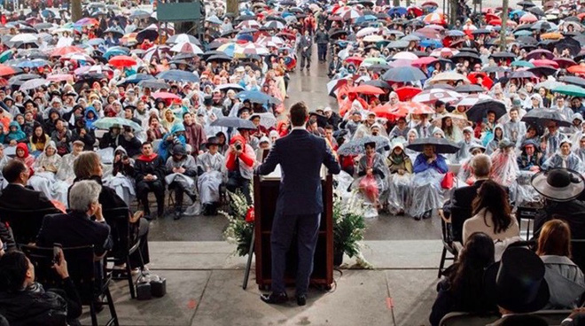 tong thong my hoi mot nguoi lao cong dang lam gi cau tra loi bat ngo cua anh ta da truyen cam hung cho mark zuckerberg xay dung de che facebook