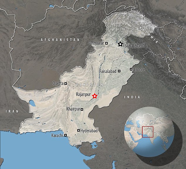 pakistan co gai 19 tuoi bi hoi dong lang ket an tu hinh sau khi to cao bi cuong hiep