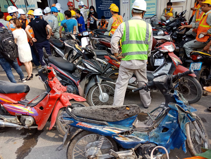 ha noi chay lon khoi boc ngun ngut tai benh vien viet phap
