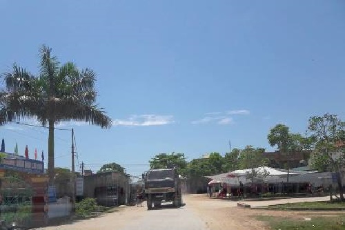 nghe an dat tac hoat dong canh tru so uy ban