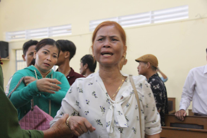 xu phuc tham vu be gai 13 tuoi bi xam hai den tu tu toa tin loi khai cua be gai tuyen y an so tham 7 nam tu nguoi nha huu be gay nao loan