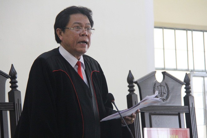 xu phuc tham vu be gai 13 tuoi bi xam hai den tu tu toa tin loi khai cua be gai tuyen y an so tham 7 nam tu nguoi nha huu be gay nao loan