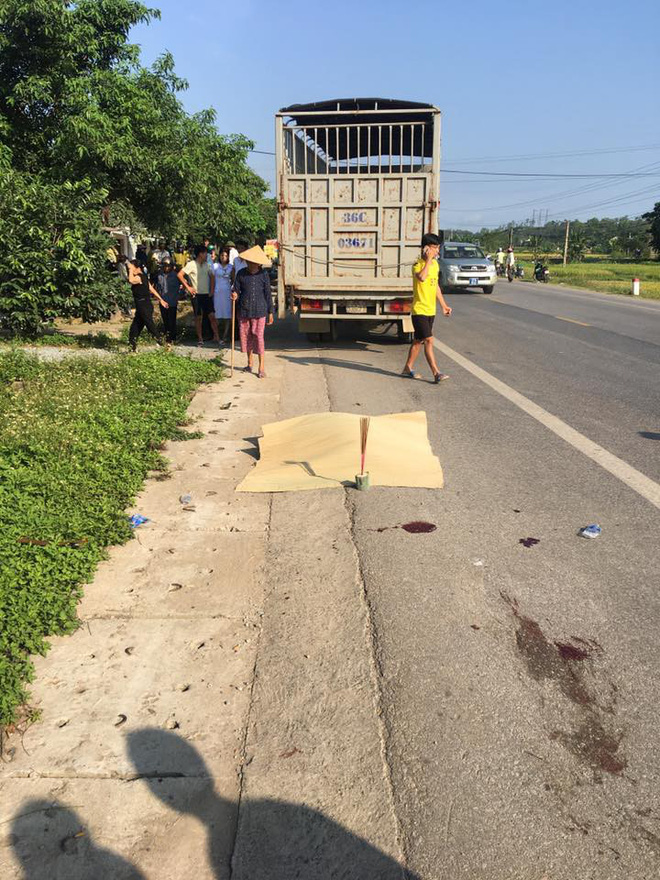 gap tai nan tren duong di kham thai vo mang bau gan sinh tu vong chong nguy kich