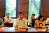 bo truong tai chinh ban khoan ve kien nghi giam hang tram nam thu phi bot