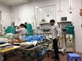 lai xe o to tai trong vu tai nan lat tau van dang hon me tai benh vien viet duc