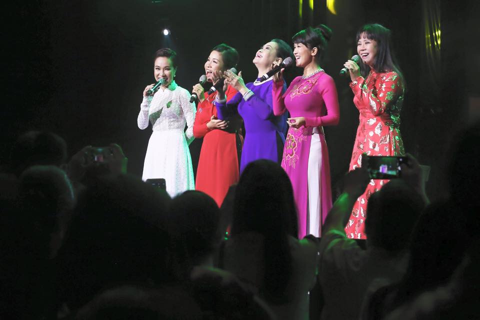 giao luu voi danh ca khanh ly