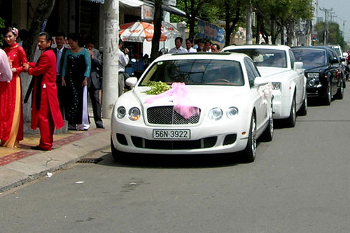 de nghi huy an ly hon giua hotgirl quynh chi va con ba dieu hien