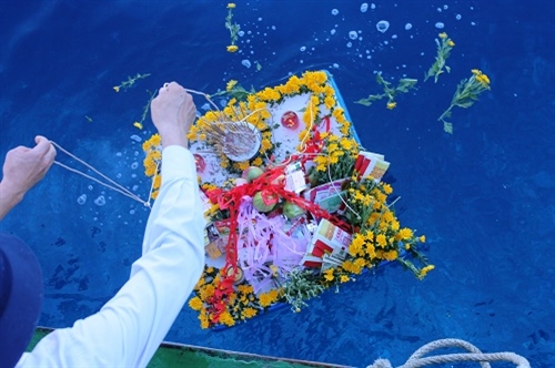 khoanh khac truong sa